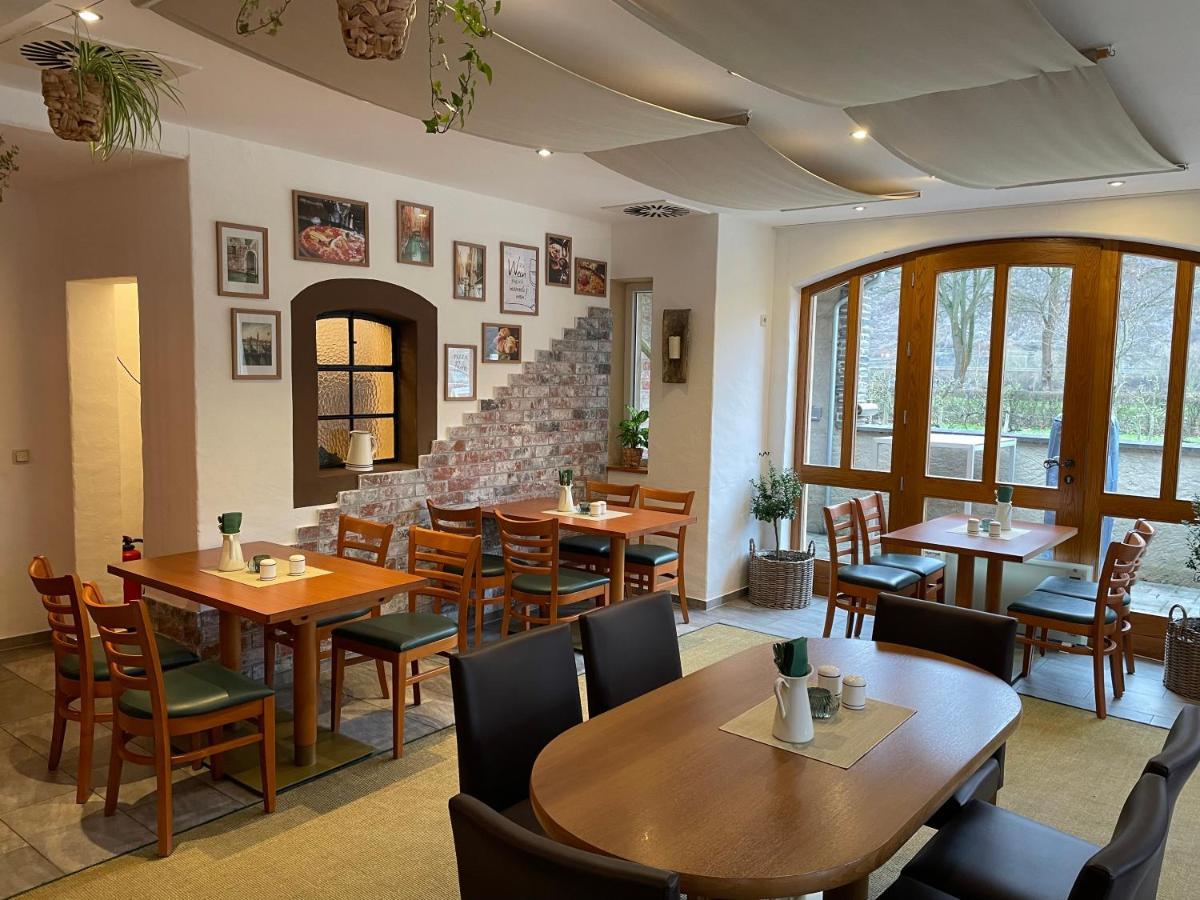 Ferienhaus Ausonius Neumagen-Dhron Extérieur photo